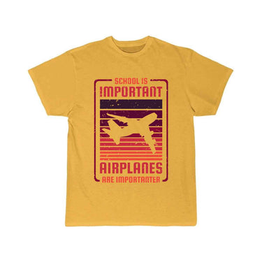 Pilots Pilot Flying T-SHIRT THE AV8R